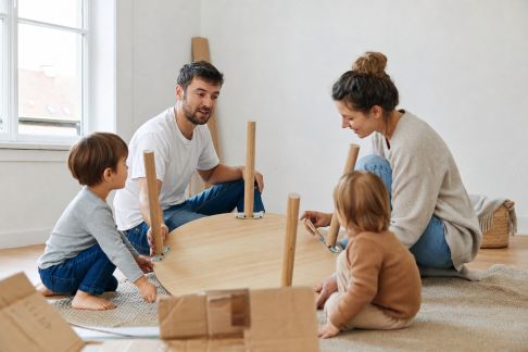 Bons plans pour meubler et équiper sa maison à petit prix en famille