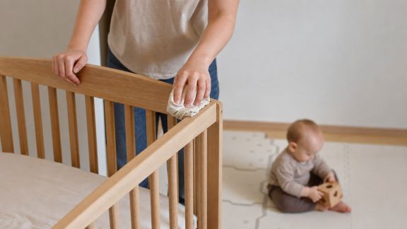 Réduire les risques d’allergies domestiques chez le nourrisson