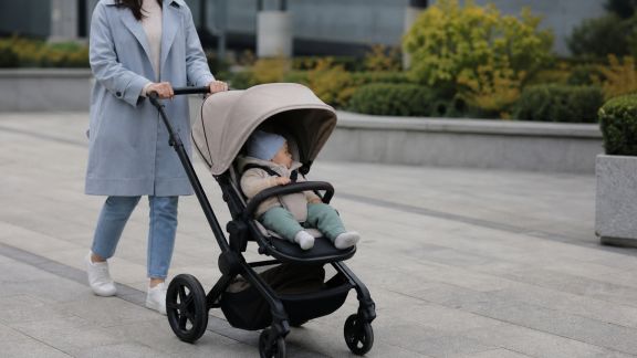 Transport en poussette : sécurité, confort et astuces pratiques