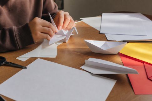 10 activités à faire avec de simples feuilles de papier