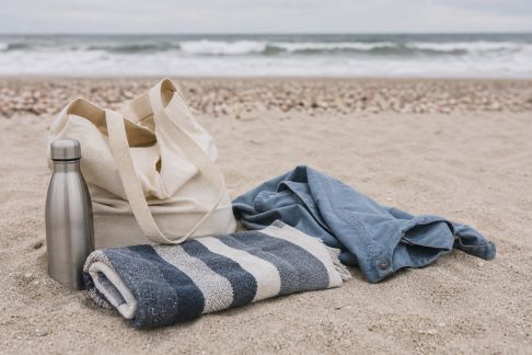 Préparer une sortie à la plage en dehors de l’été : conseils pratiques