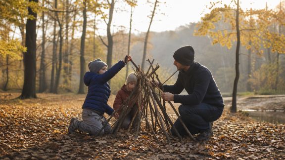 Trouver l’inspiration dehors : activités et jeux nature pour toutes les saisons