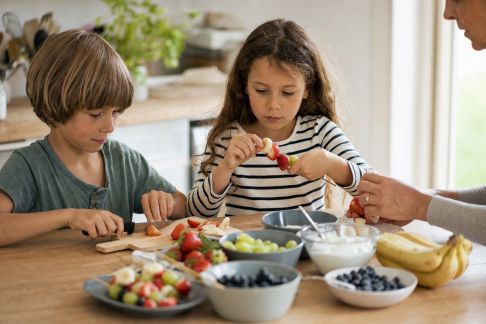 Cuisine sans cuisson : recettes faciles à préparer avec les enfants